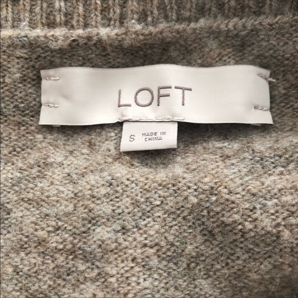 Small Shoulder-less Light Brown Sweater - Picture 3 of 4